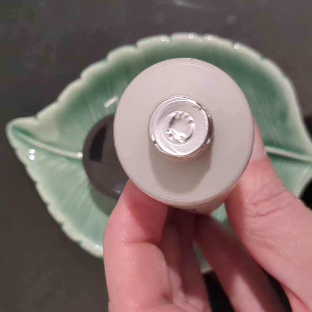 Purifying Clay Mask - Picture 3 of 3